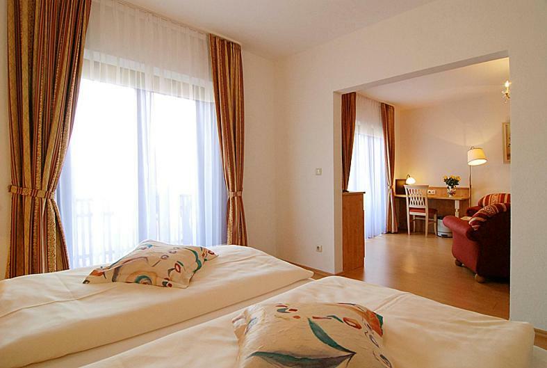 Hotel Am Kureck Bad Wiessee Exterior photo